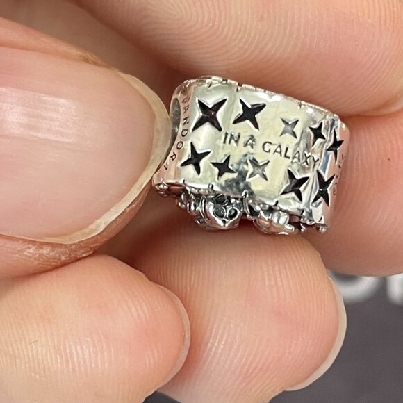 Pandora Star Wars C-3PO and R2-D2 Openwork Charm - Picture 3 of 7